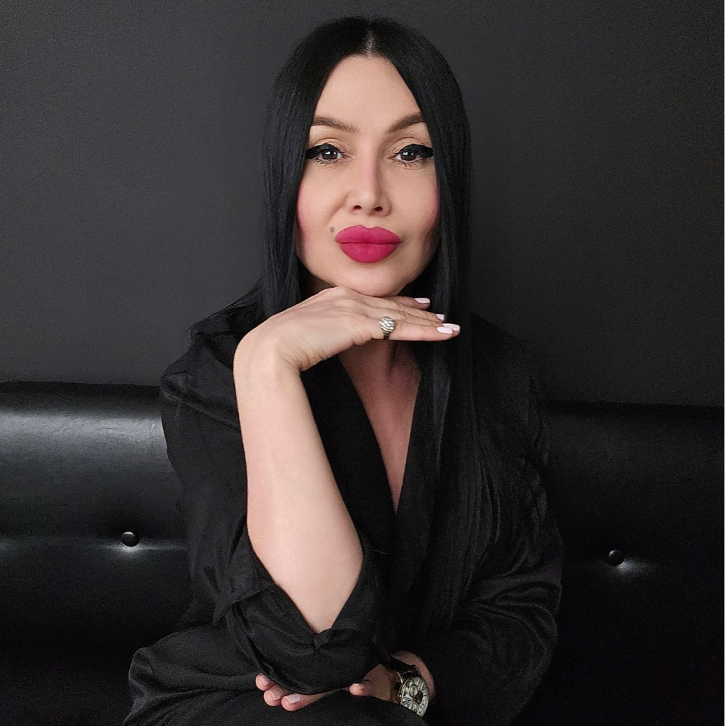 Анжела