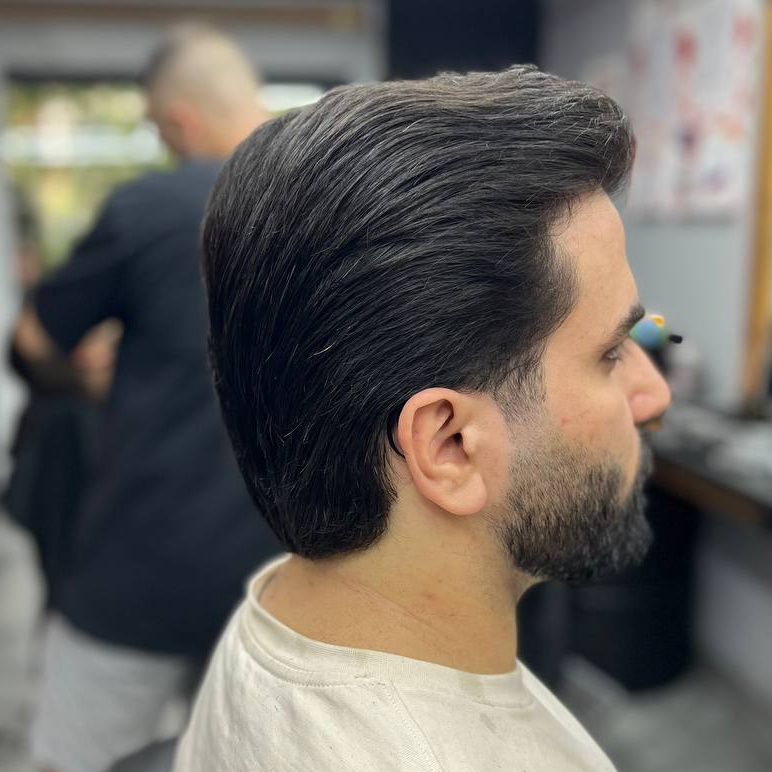 Удлинённая стрижка