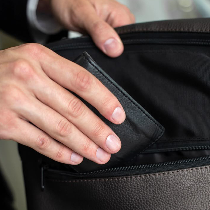 Маникюр мужской