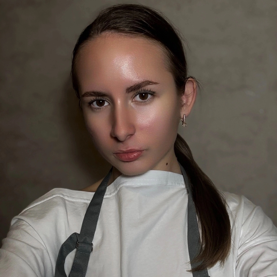 Алина