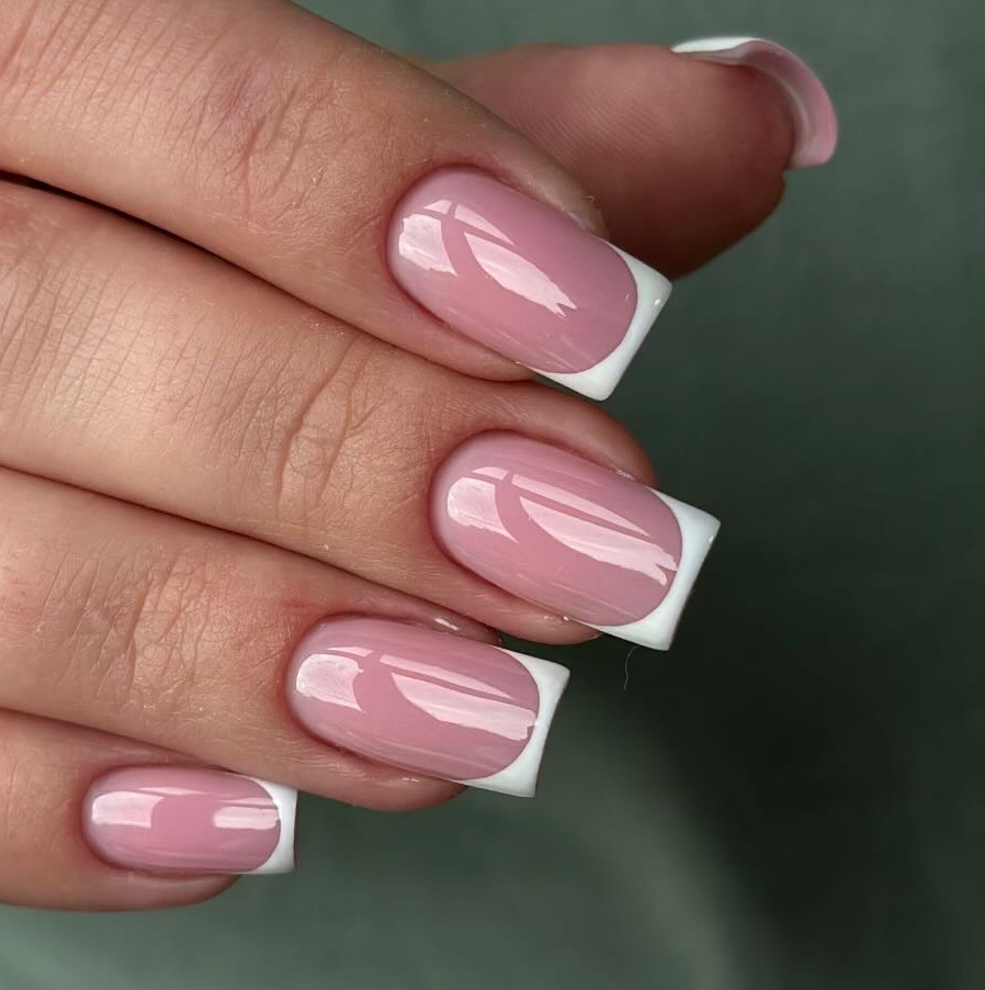 Маникюр с укреплением гелем + френч (Топ-мастер)