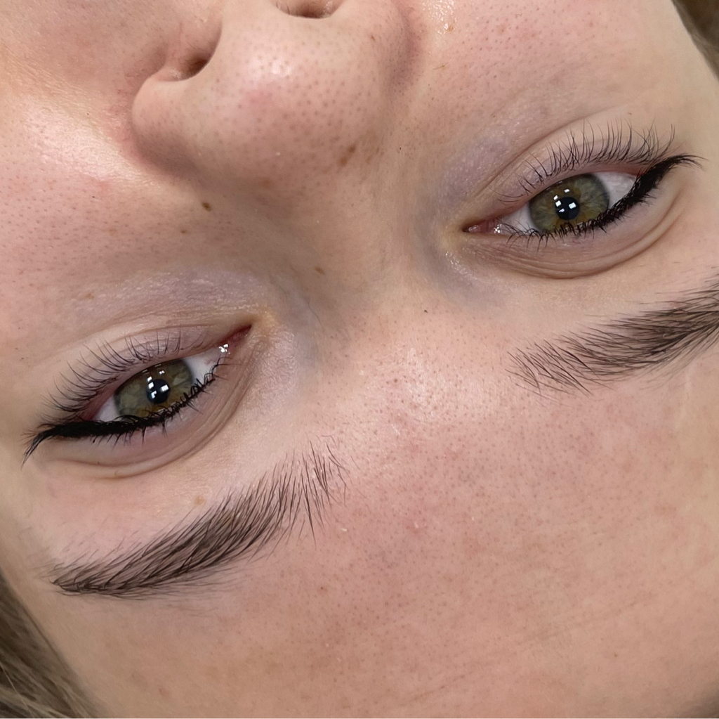 Окрашивание ресниц