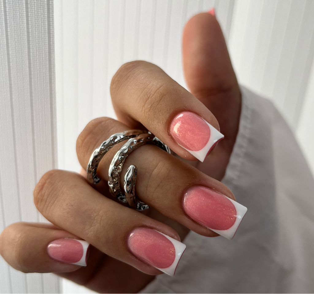 Наращивание ногтей + дизайн / Топ-мастер 
(наращивание ногтей + дизайн снятие + покрытие гель лаком, любая длина)