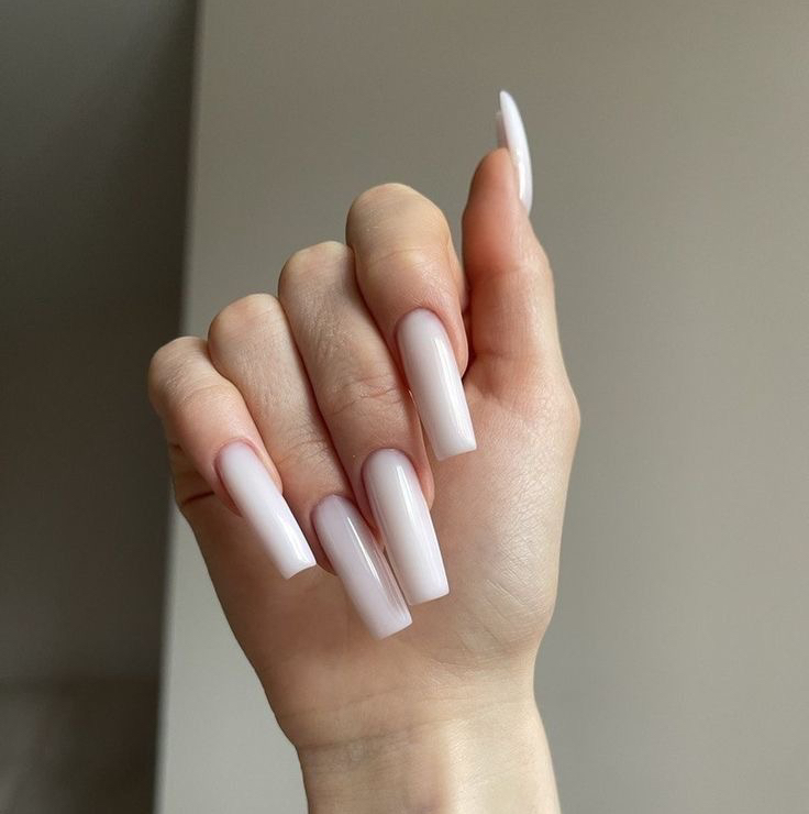 Наращивание длинных ногтей