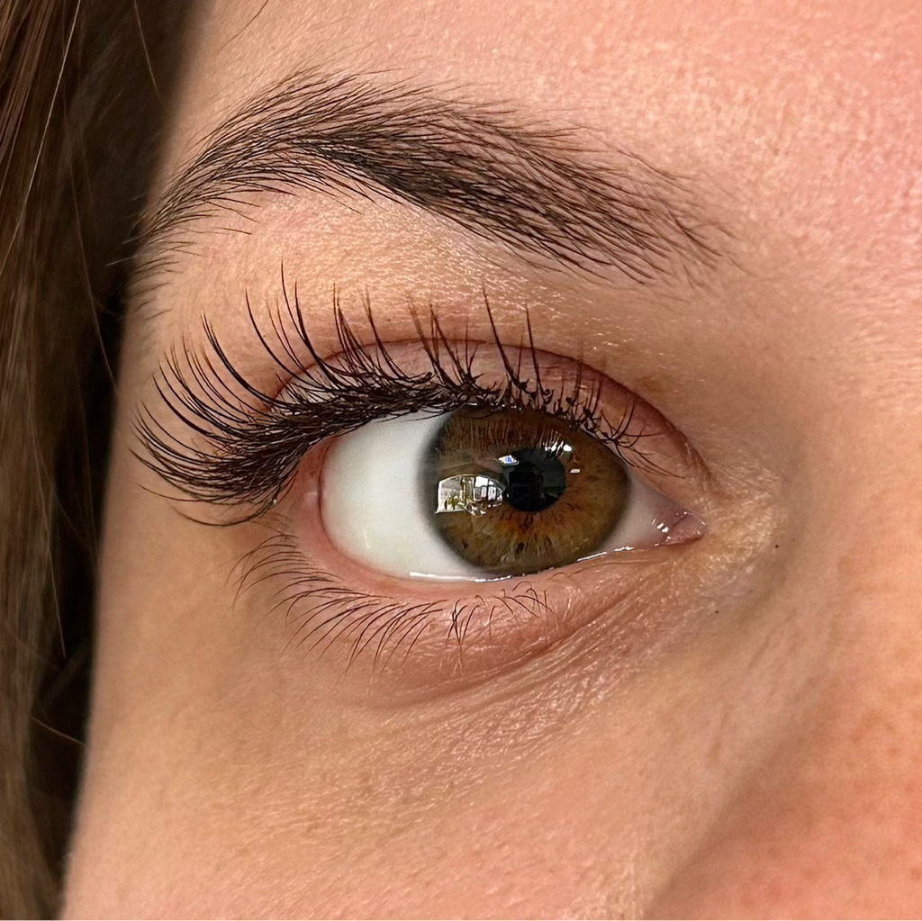 Наращивание ресниц 1д