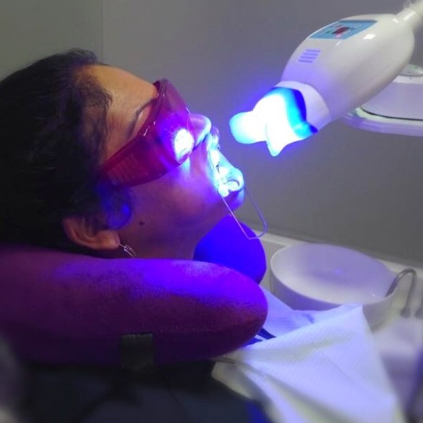 Отбеливание зубов/Zahnaufhellung