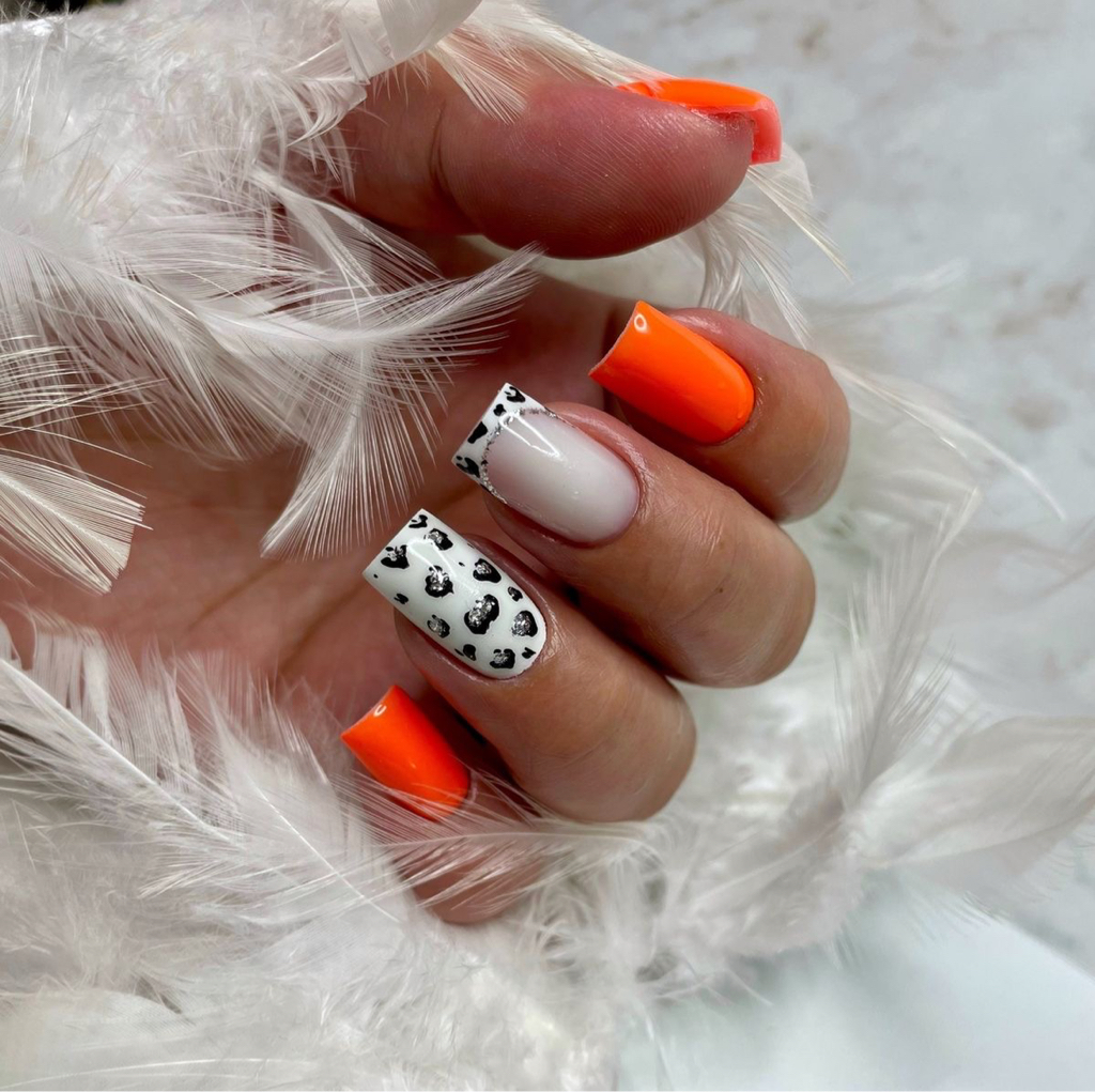 Наращивание ногтей