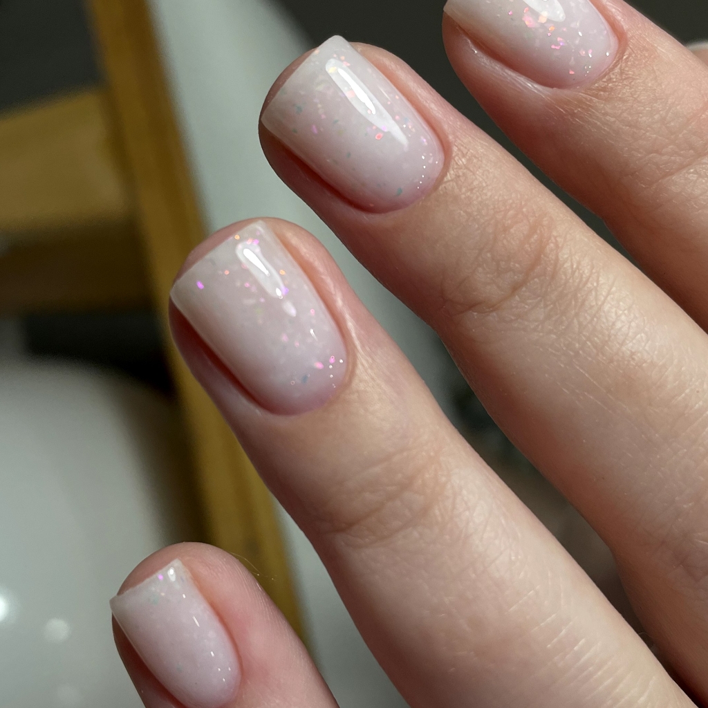 Маникюр + покрытие гель-лак (под ноль)