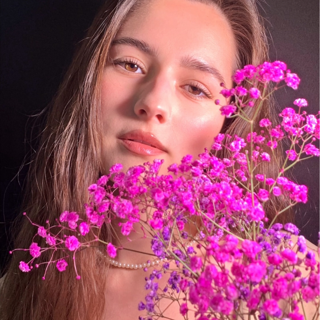 Коррекция бровей