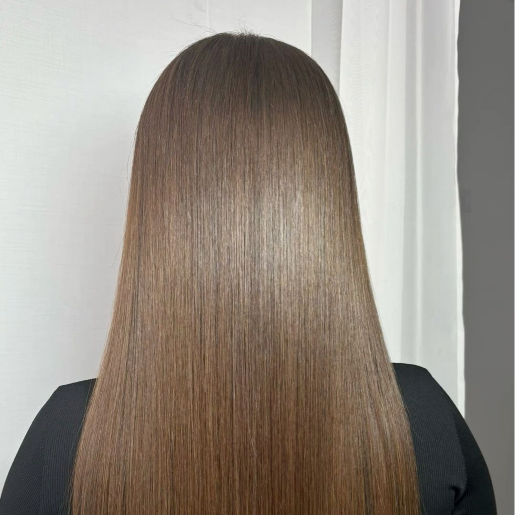 Кератиновое выпрямление волос