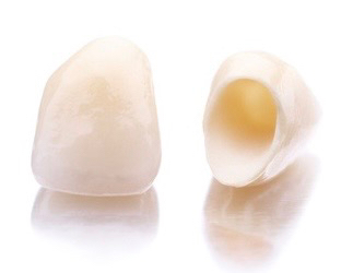 Коронка из диоксида циркония