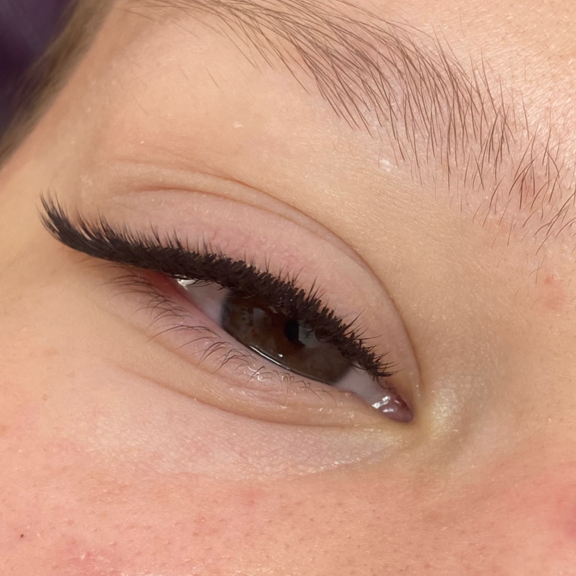 Наращивание ресниц 1.5д