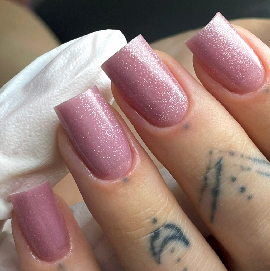 Наращивание ногтей