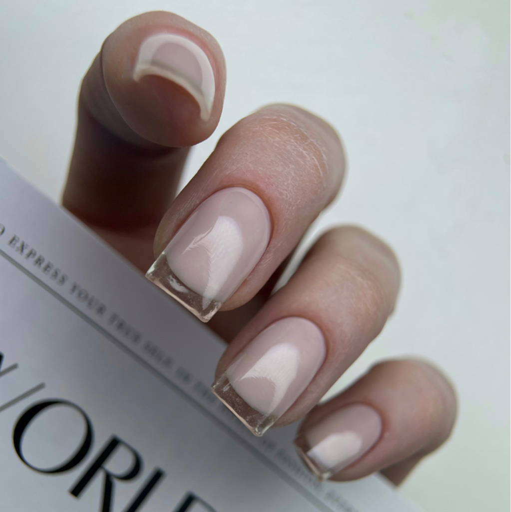 Наращивание ногтей "S"