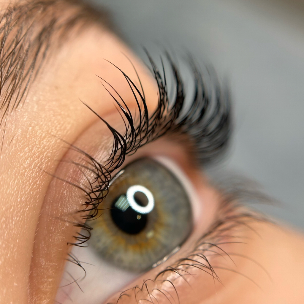 Ботокс и ламинирование ресниц