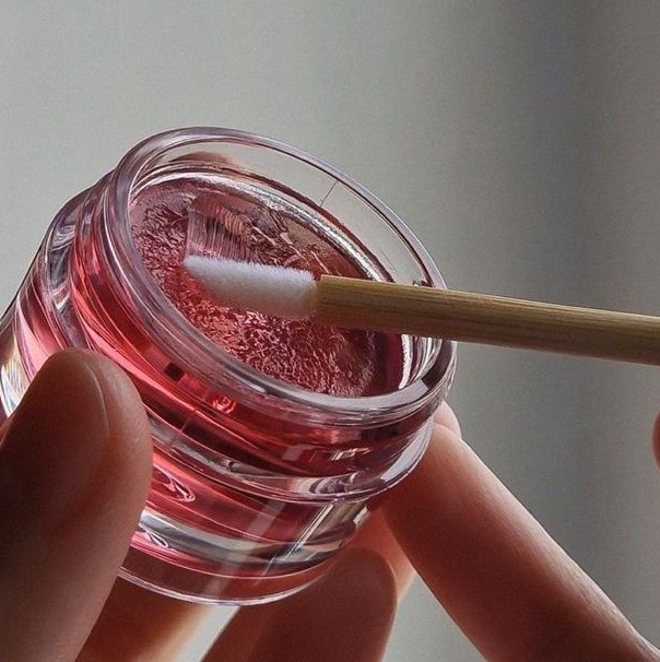 Ламинирование бровей и ресниц