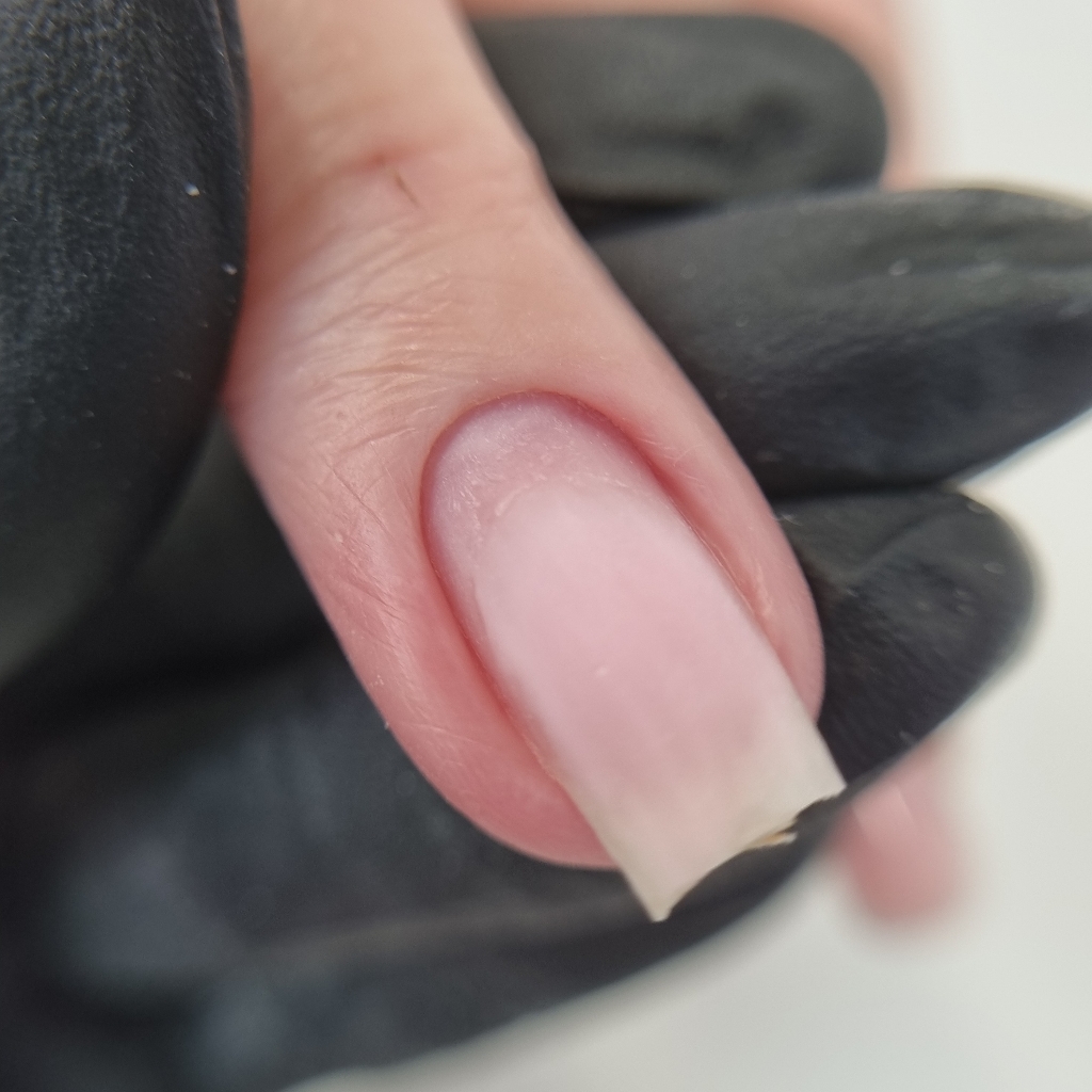 Маникюр без покрытия