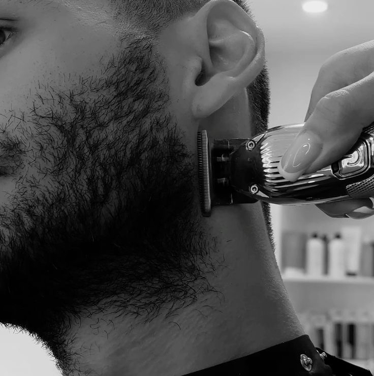 💈Стрижка + борода и пилинг головы