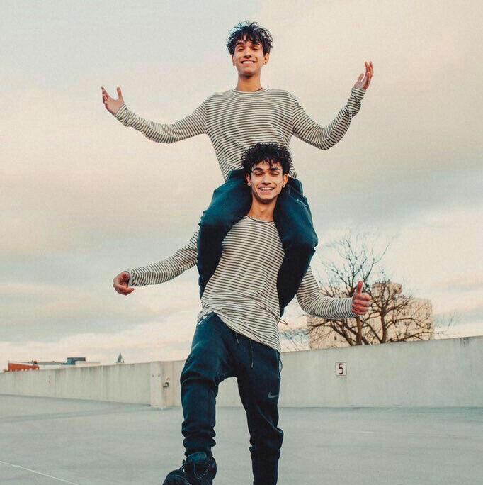 🆓Комплекс 1+1  (приведи друга)    

СКИДКА 20% 

( стоимость будет отличаться от категории Мастера)