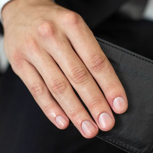 Маникюр мужской