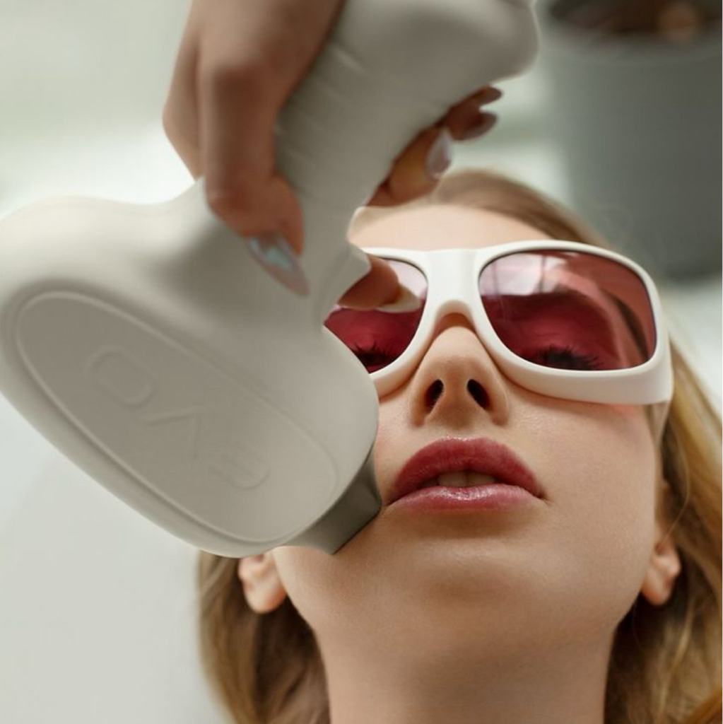 Эстетическая коррекция возрастных изменений кожи