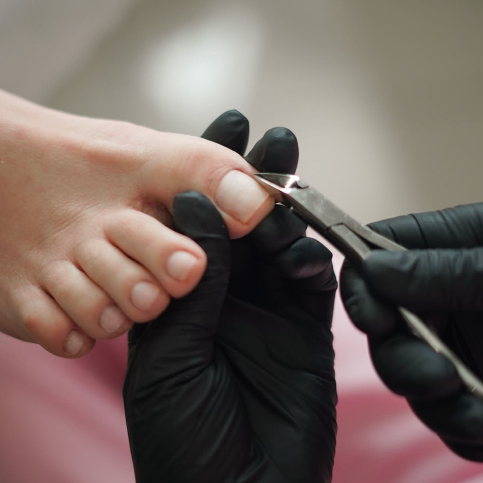 СЛОЖНЫЙ ПЕДИКЮР (обработка пальчиков)