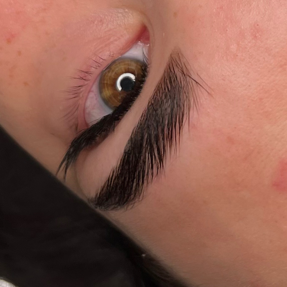 ламинирование бровей