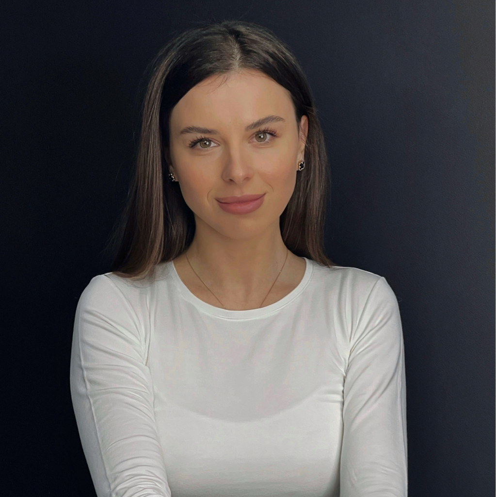 Катя
