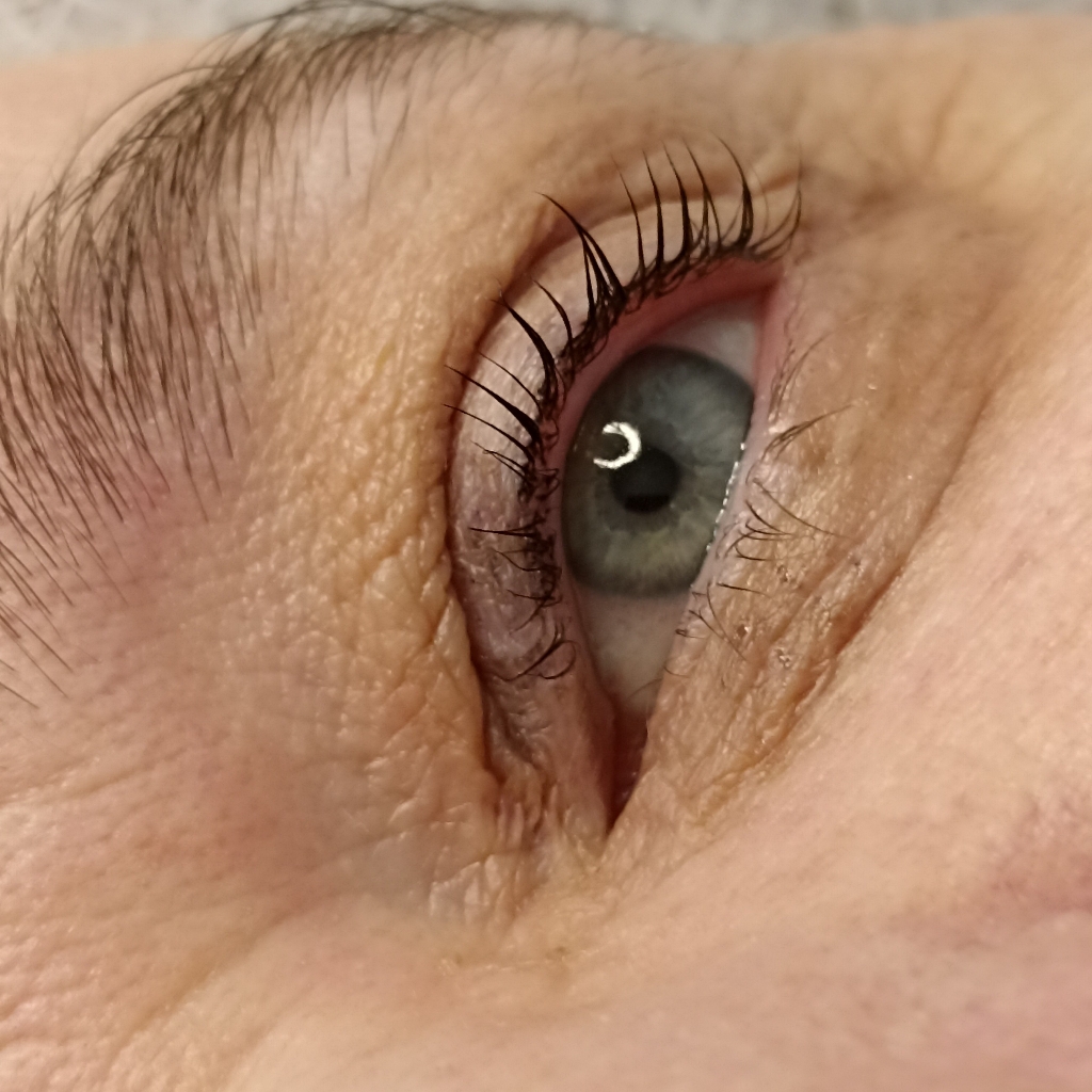 Окрашивание ресниц краской