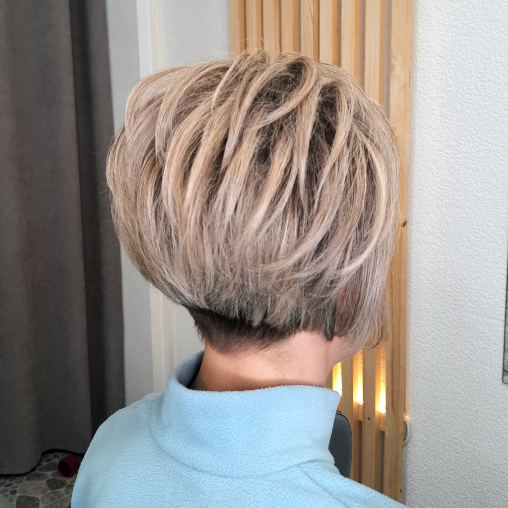 Короткие (до 15 см) 
фен, утюг