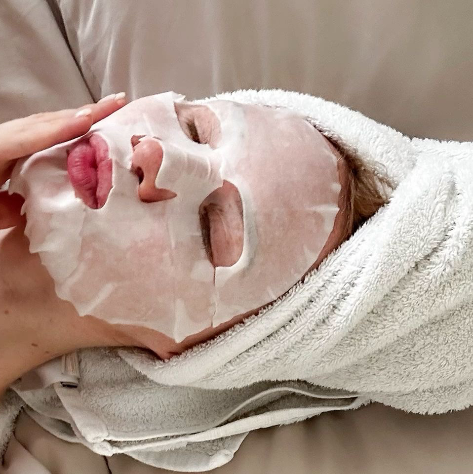 «Уход невесты» (умывание+массаж+маска+крем)