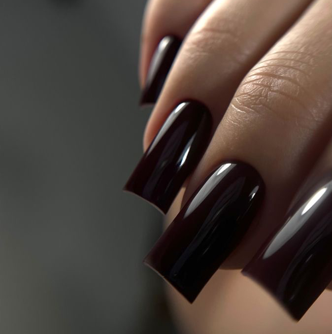 Коррекция нарощенных ногтей.