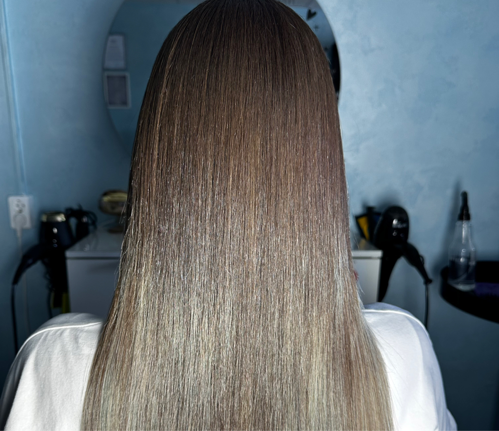 Кератиновое выпрямление