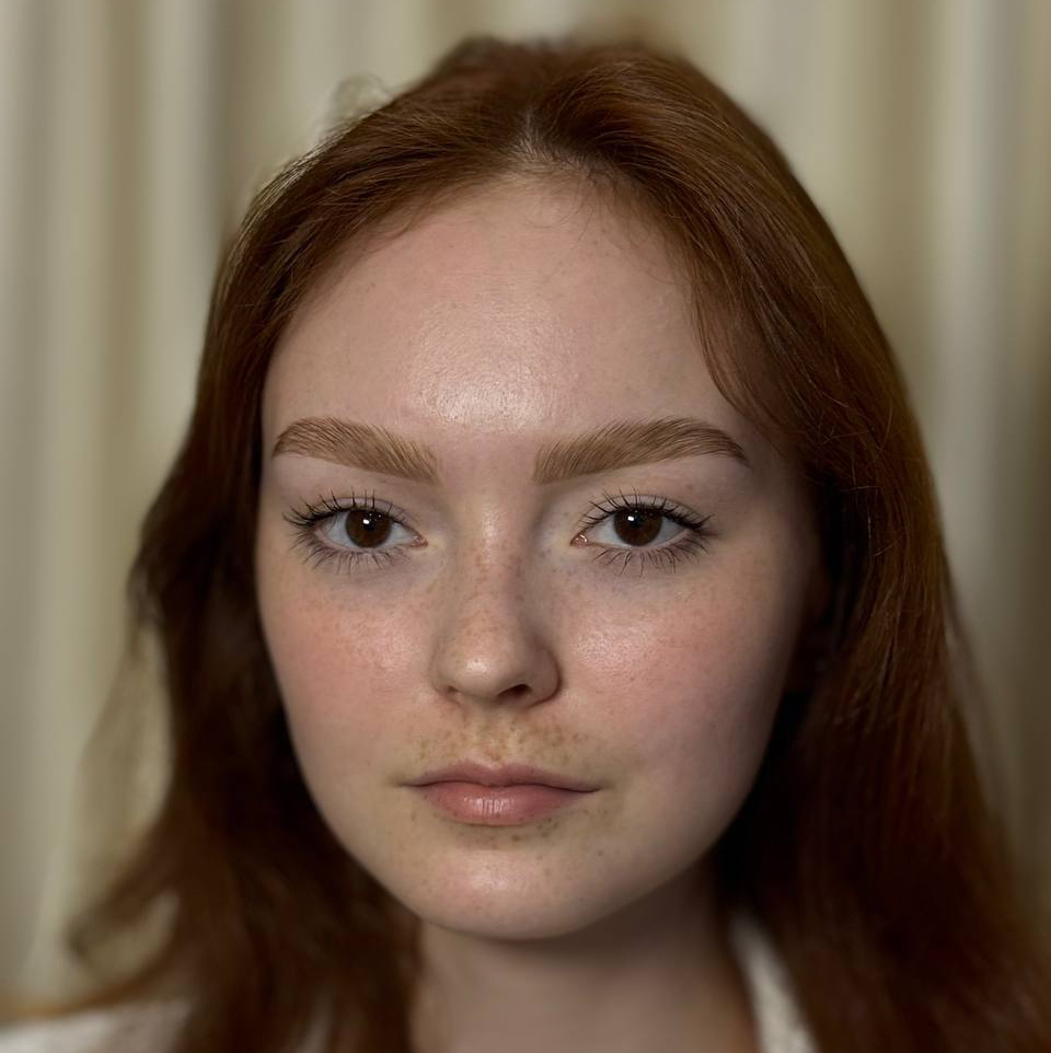 Окрашивание бровей