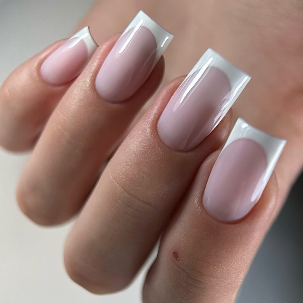 Маникюр с укреплением