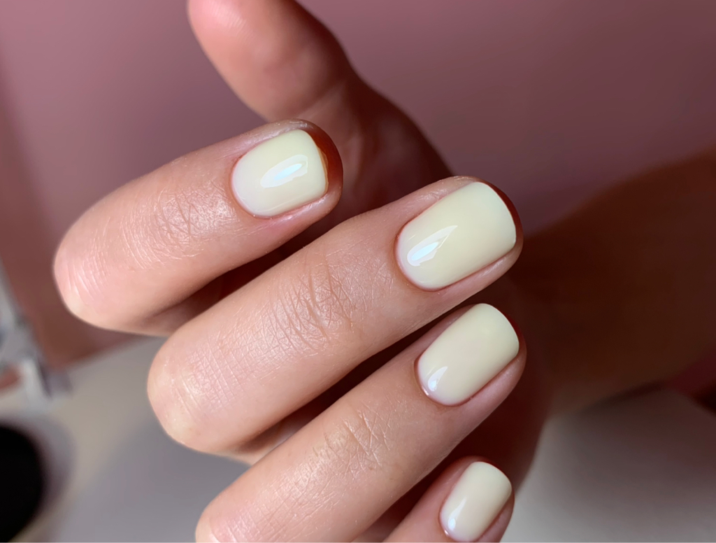 Снятие + маникюр с укреплением + покрытие