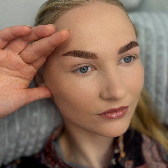 Оформление бровей