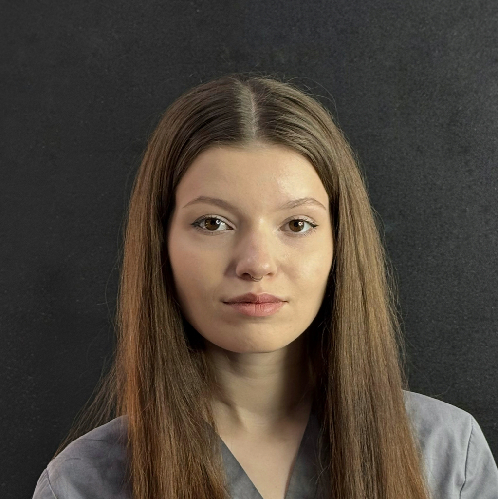 Саша Константинова (Мастер)