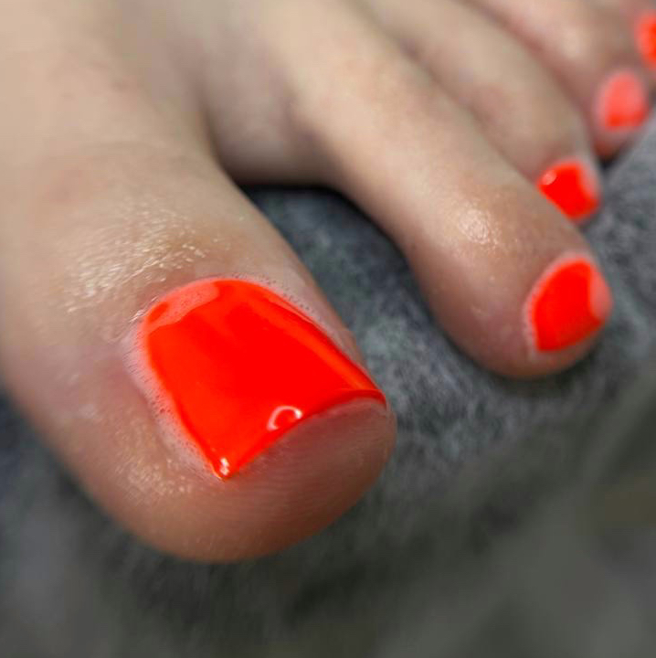 Педикюр полный (обработка пальчиков, стоп + покрытие)