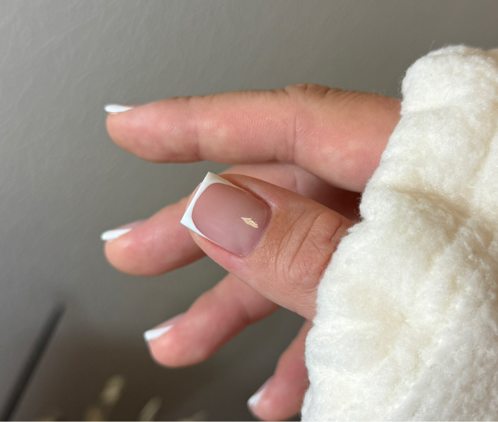 Маникюр с покрытием «всё включено» длинные ногти