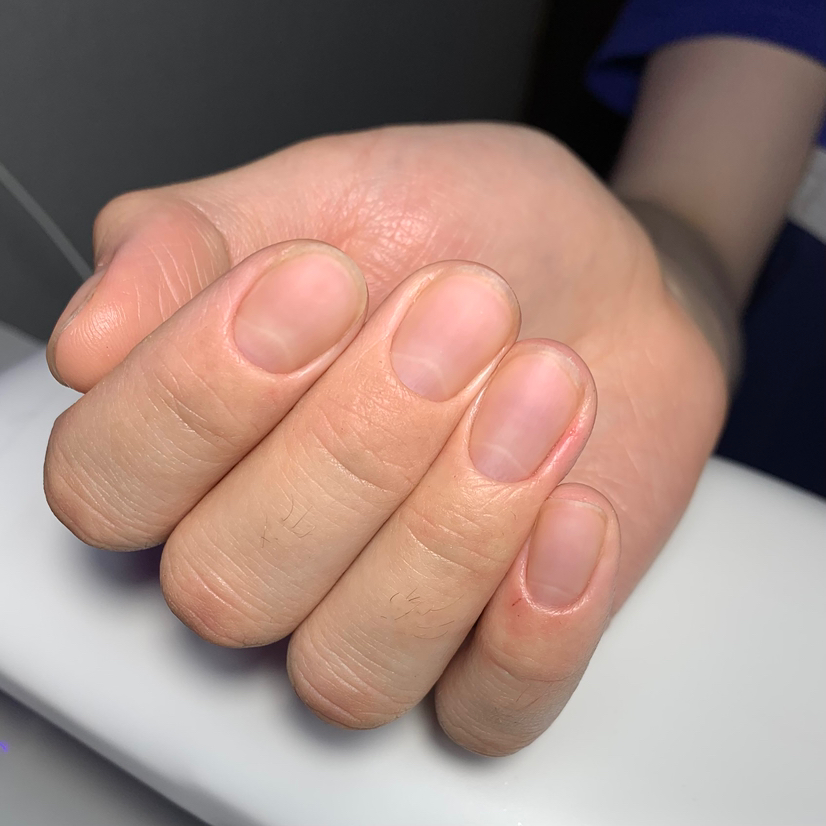 Комби маникюр