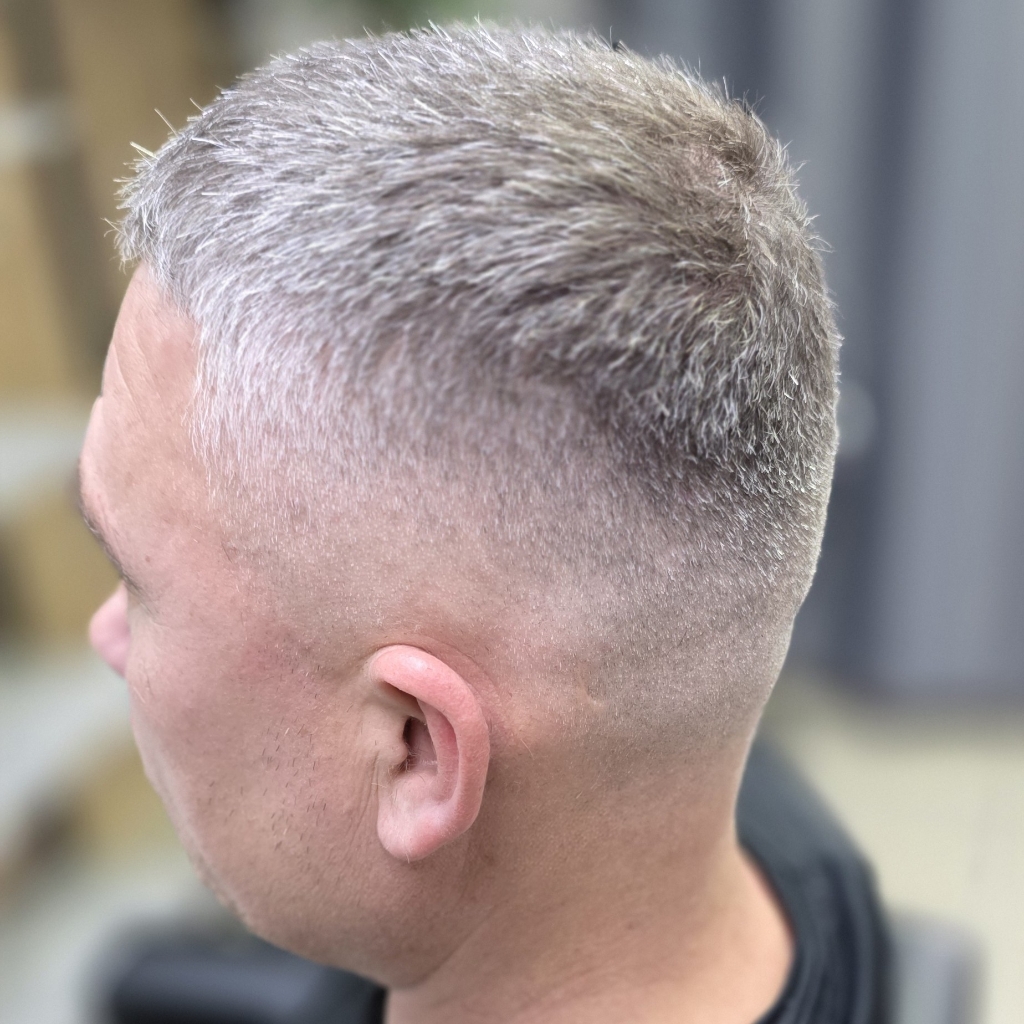 Модельная стрижка .