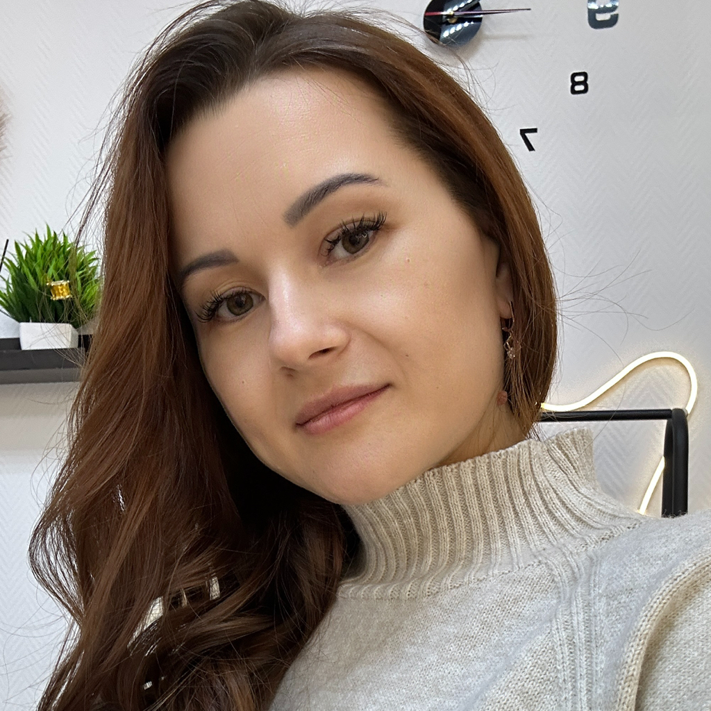 Меньшенина Елена