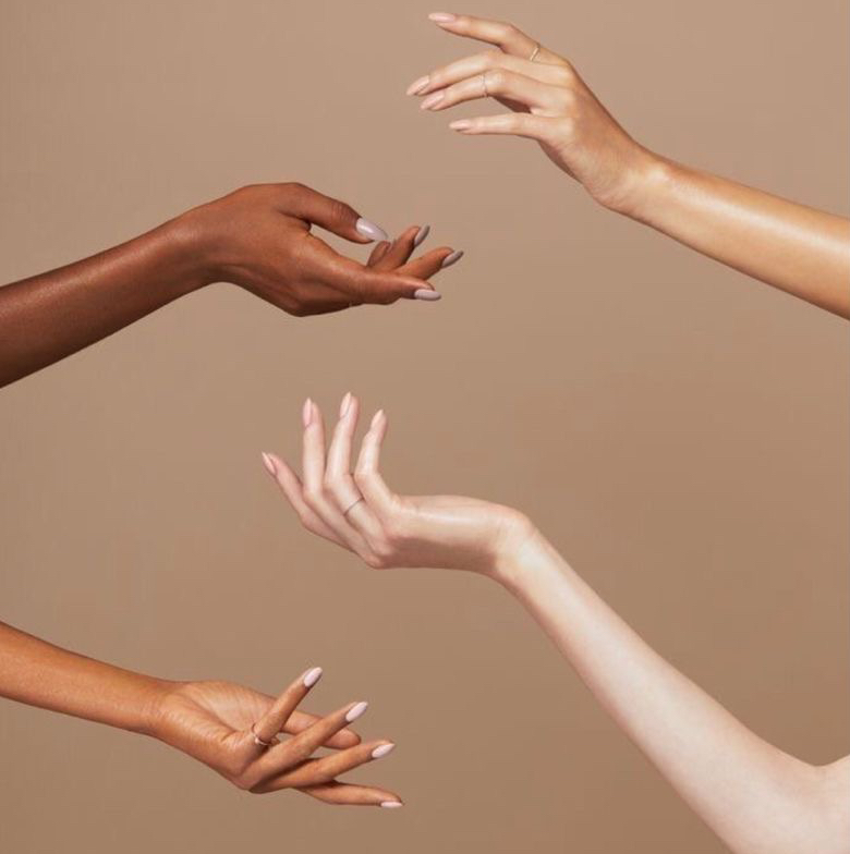 Руки до локтя (воск)