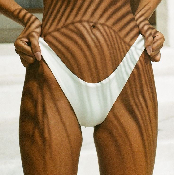 КОМПЛЕКС 2 : Глубокое бикини + подмышки + голени (воск)