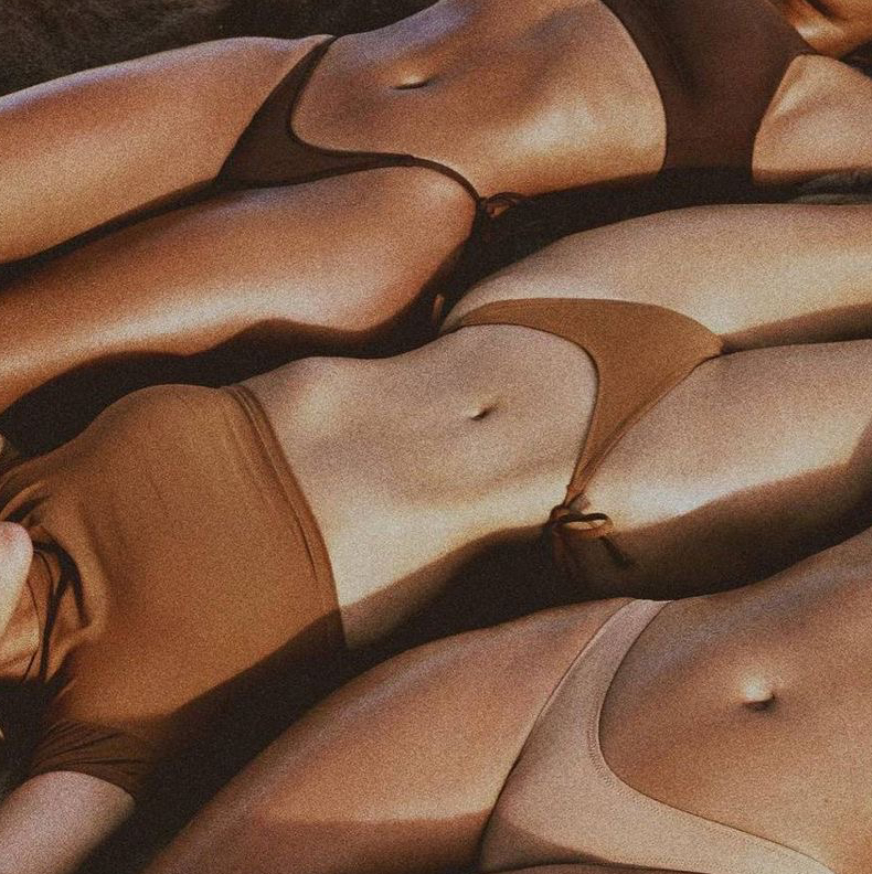 КОМПЛЕКС 3 : Глубокое бикини + подмышки + ноги полностью (воск)