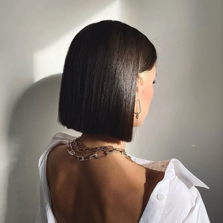 Кератиновое выпрямление волос, длина до плеч