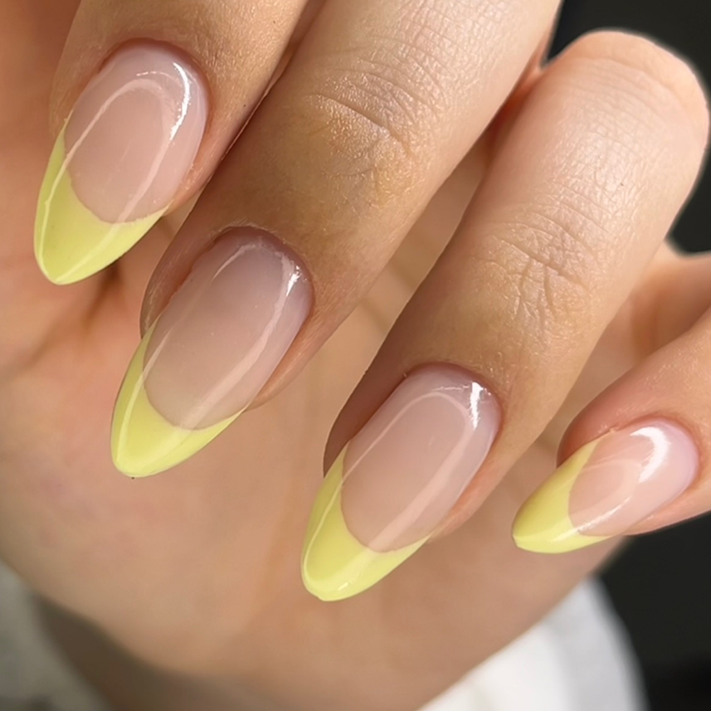 Маникюр с покрытием гель-лак . Топ-мастер. 60 мин.