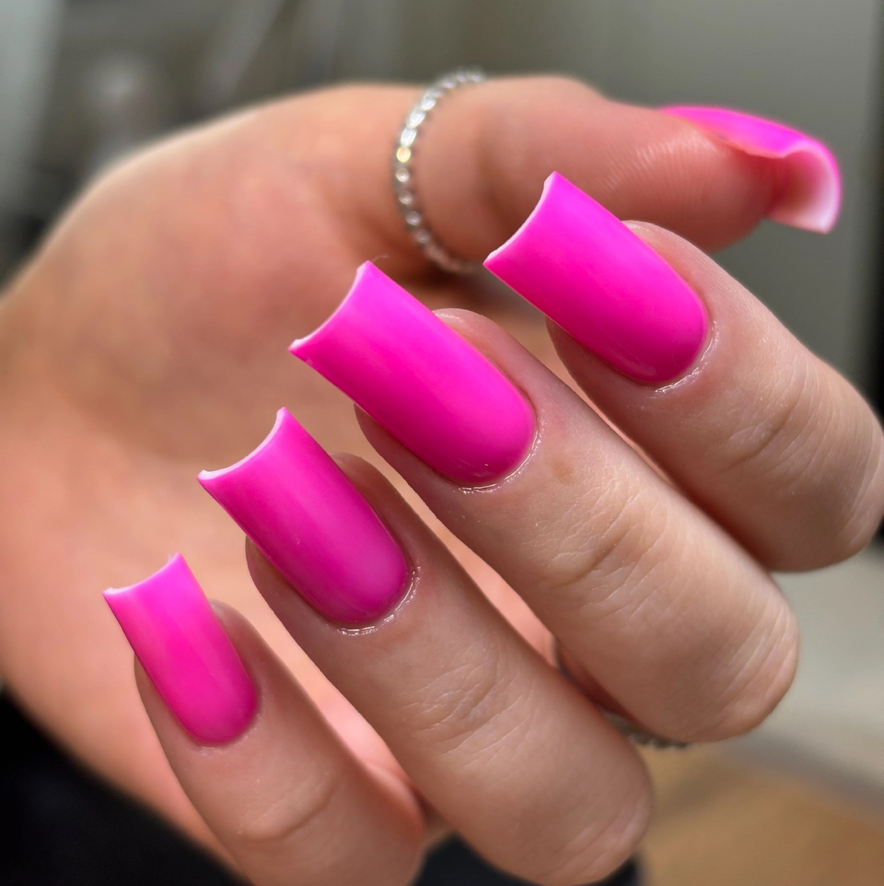 Маникюр + покрытие (коррекция/ногти с длиной)