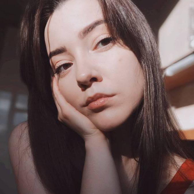 Мария Б. (мастер маникюра)